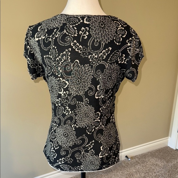 Daniel Laurent Black White Blouse with cowl neck and side ruching Women's Sz S - Picture 5 of 9